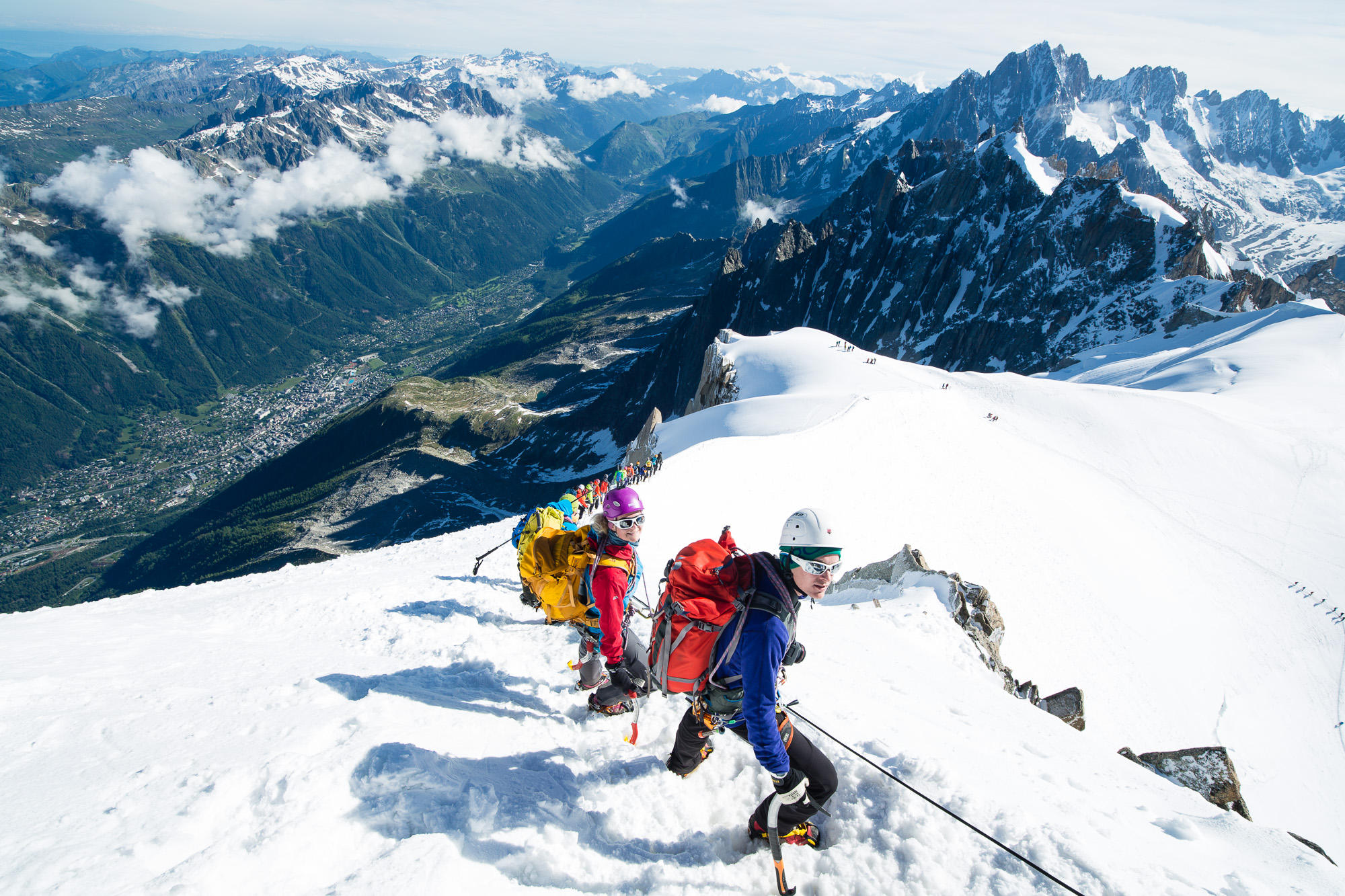 Die Savoyer Alpen in Frankreich bieten eine eindrucksvolle Kulisse für alpine Abenteuer