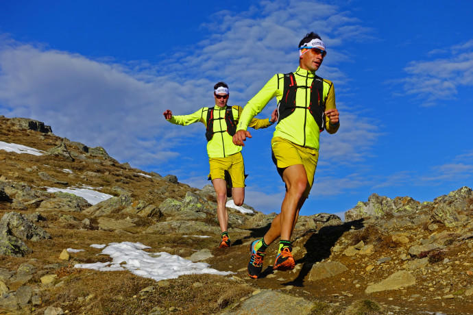 Heimspiel: GORE RUNNNIG WEAR Athlet Daniel Jung (vorne) beim Training im Vinschgau